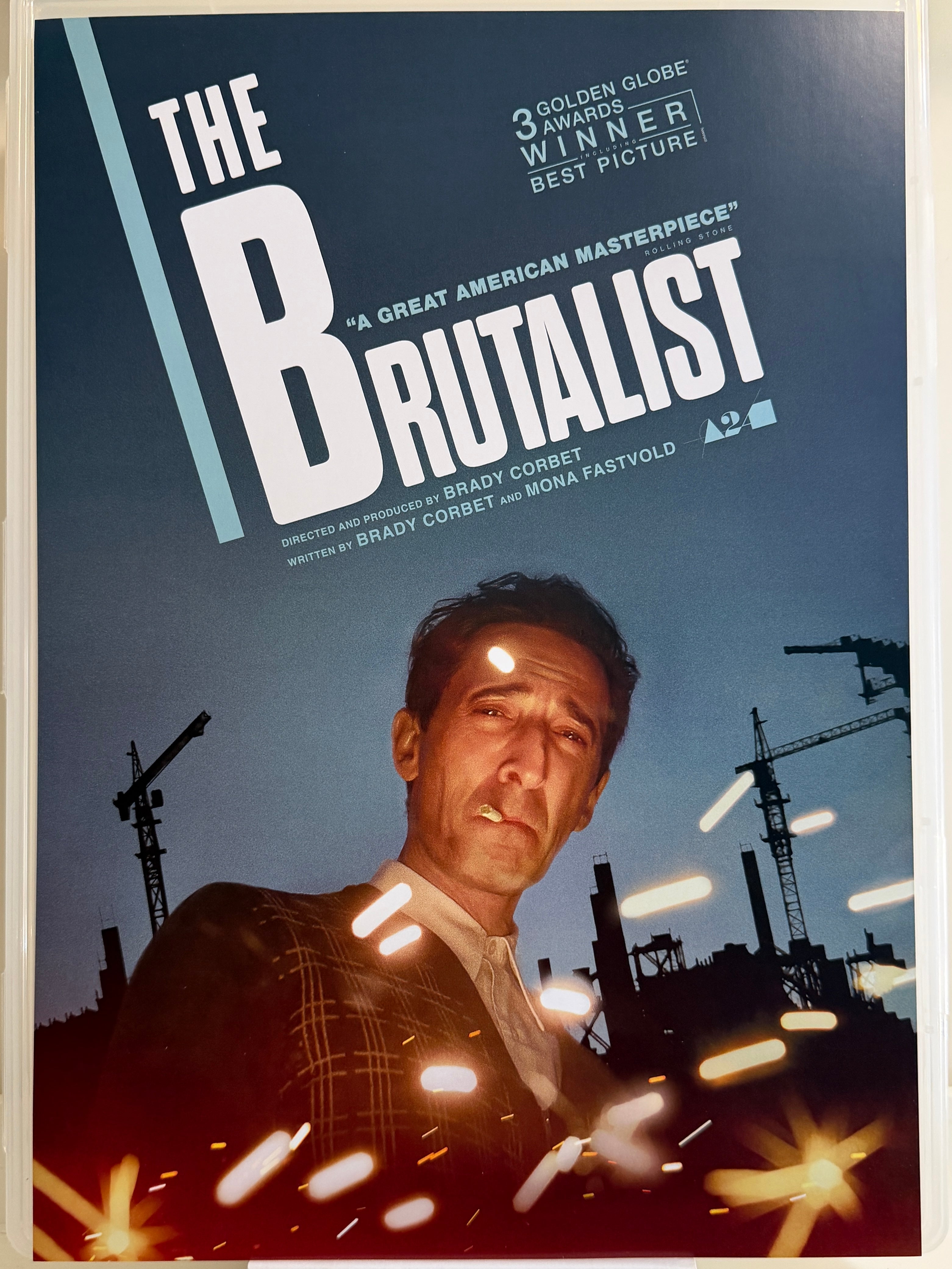 《粗獷派建築師》The Brutalist (2024) 香港 HK A3電影海報 Movie Poster - 導演 Brady Corbet 主演 Adrien Brody